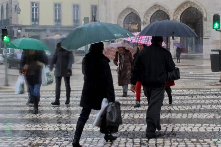 Chuva vai regressar e as temperaturas vão descer até oito graus