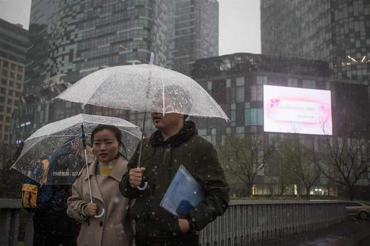 China cria primeiro projeto de chuva artificial em grande escala