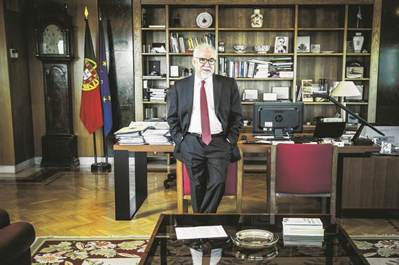 Governo adia para 2019 mexidas nas pensões das carreiras longas