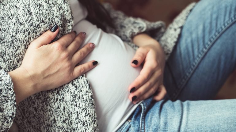 Gestação de substituição. “Todos os processos pendentes serão extintos”