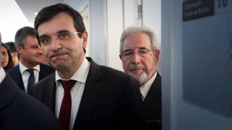 Governantes não podem “vender ilusões”, diz ministro da Saúde