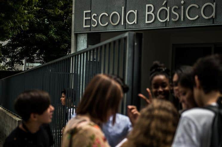 Aulas começam entre 12 e 17 de setembro no próximo ano letivo