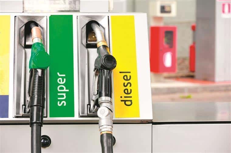 Combustíveis. Taxa adicional só não tem um fim se “PCP e BE não quiserem”