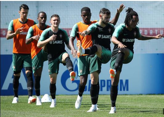 Duas baixas na seleção a três dias do último jogo da fase grupos do Mundial