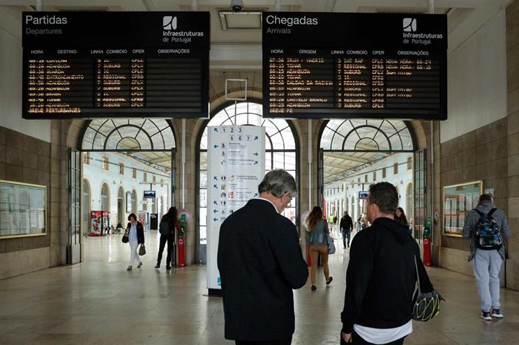 85% dos comboios foram suprimidos, diz sindicato