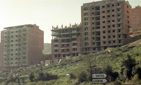 Casas estão mais caras em todo o país, grandes subidas chegam às periferias