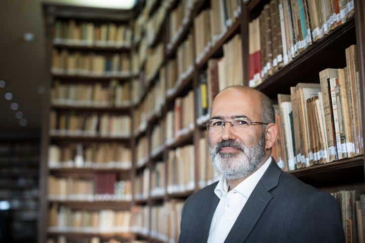 Papa nomeia padre português para o arquivo secreto do Vaticano