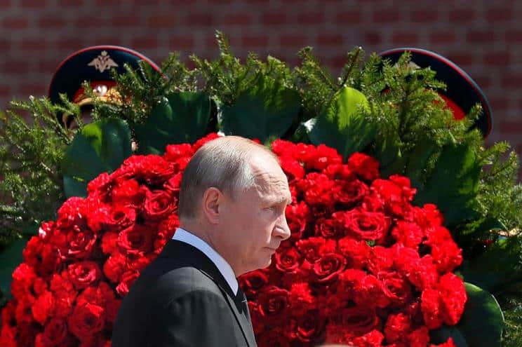 Putin felicita Erdogan pela reeleição presidencial na Turquia