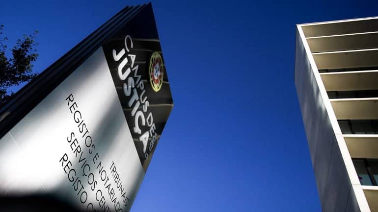 Campus de Justiça de Lisboa e outros tribunais com falta de papel