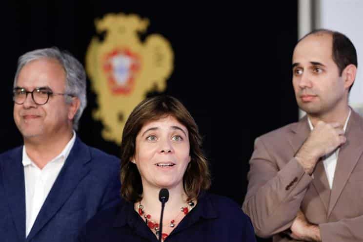 Catarina Martins diz que houve "notícias falsas" no caso de Robles