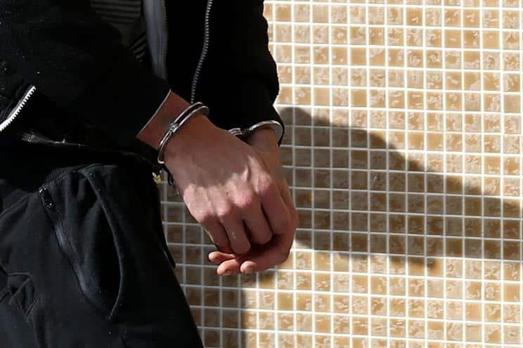 Contratados para fazer obras numa casa em Leiria roubam dois Porsche e um Audi