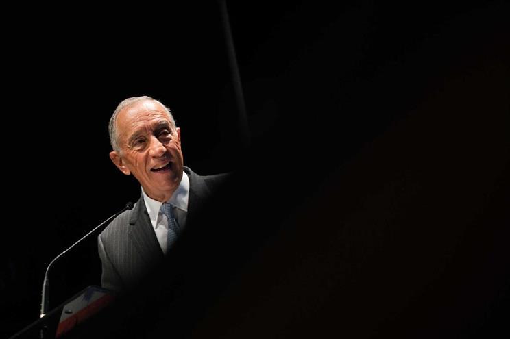 Marcelo aprova lei da Uber e da identidade de género