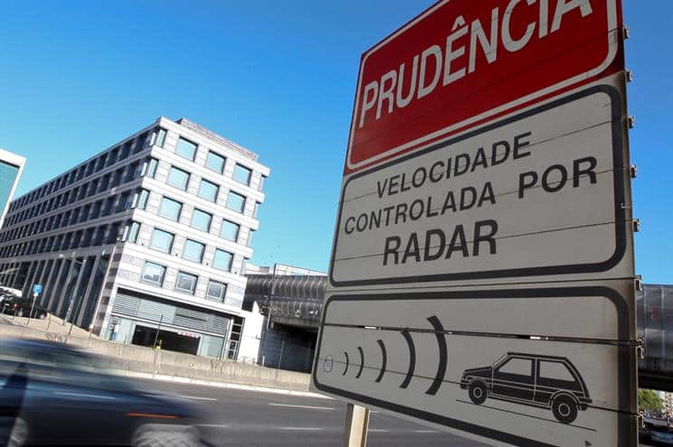 Mais de 400 mil condutores apanhados pelos radares