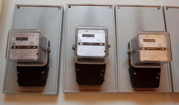 "Deixe-me ver a fatura, está a pagar coisas que não devia." O alerta aos consumidores