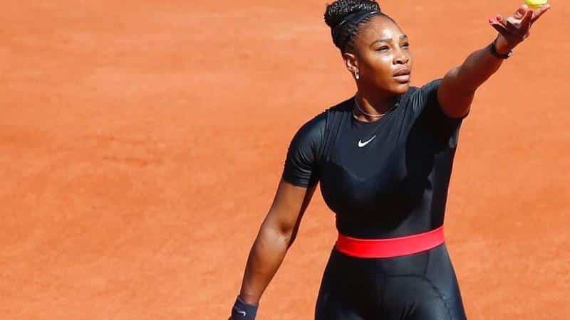 Roland Garros proíbe fatos como o que Serena Williams usou após o parto