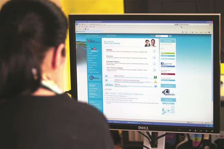 Serviços públicos online. Aprenda a evitar filas de espera