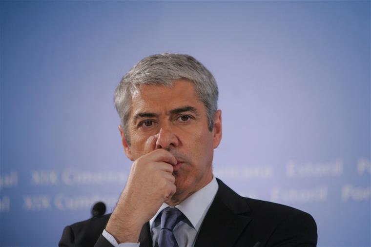 "O PS foi cúmplice de todos os abusos", queixa-se Sócrates