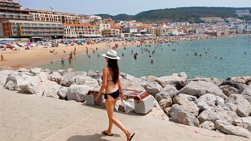 Está calor? Aproveite. Temperaturas vão baixar e chega a trovoada