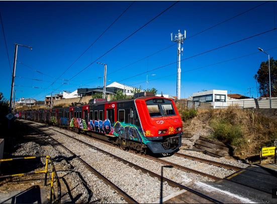 CP paga mais 1,4 milhões para alugar comboios