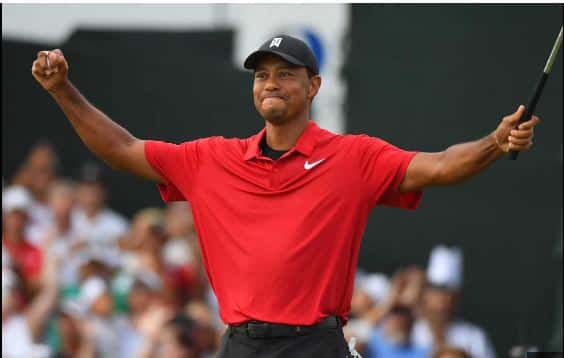 Tiger Woods vence primeiro torneio em cinco anos