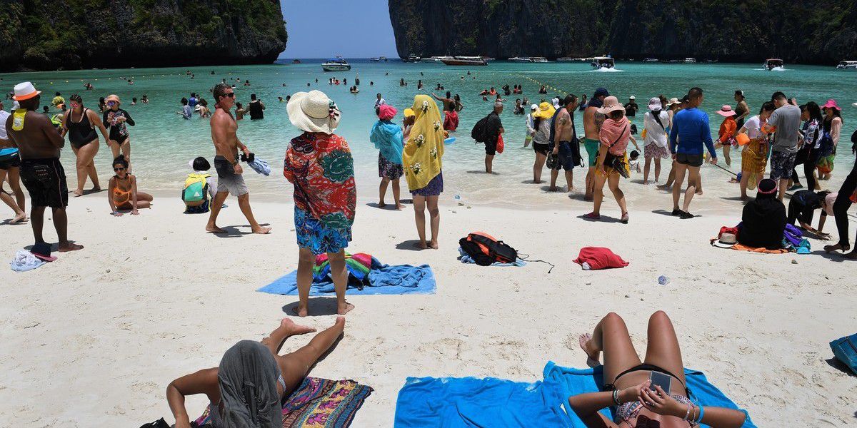 QUANDO O TURISMO É UM PROBLEMA: LUGARES QUE ESTÃO A LIMITAR A PRESENÇA DE VISITANTES