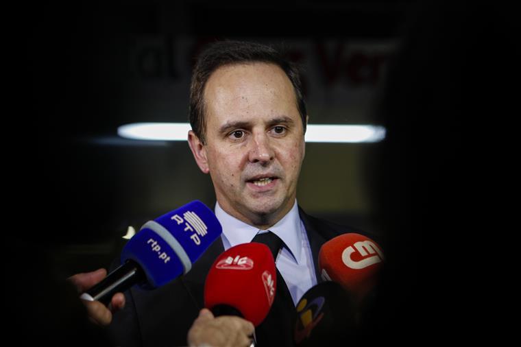 Medina diz que "o presidente da Câmara não tem residência oficial"