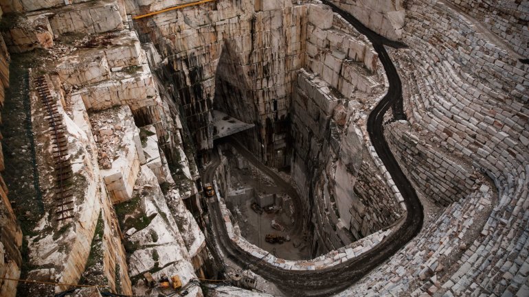 Alentejo tem 84 pedreiras à espera de legalização especial
