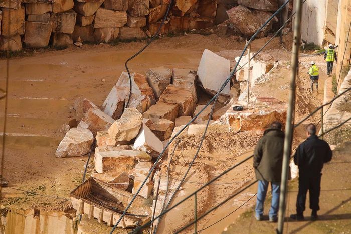 Buscas decorrem em "condições de segurança limite". Borba ativa plano de emergência