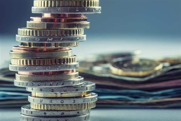 Salário Minímo. Governo aprova aumento para 600 euros