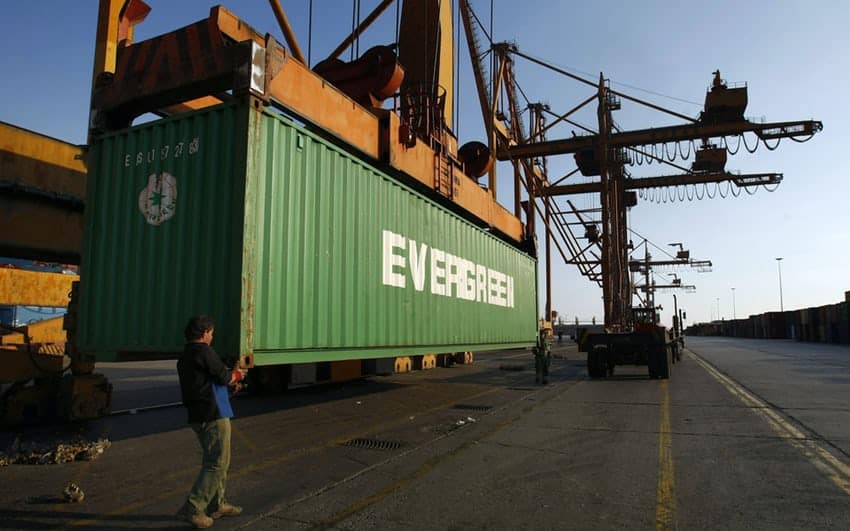 Défice da balança comercial chega aos 2.066 milhões de euros em novembro