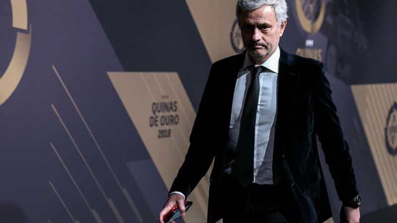 Mourinho e o Benfica. Portugal é pequeno para o Special One