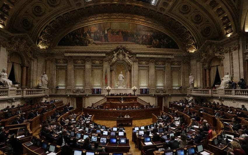 Deputados aprovam acesso do fisco a contas bancárias acima de 50 mil euros