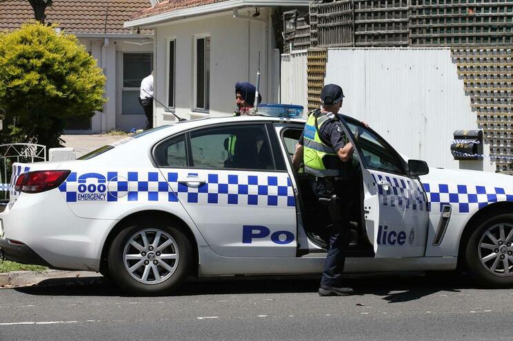 Polícia australiana homem por enviar pacotes suspeitos para consulados e embaixadas