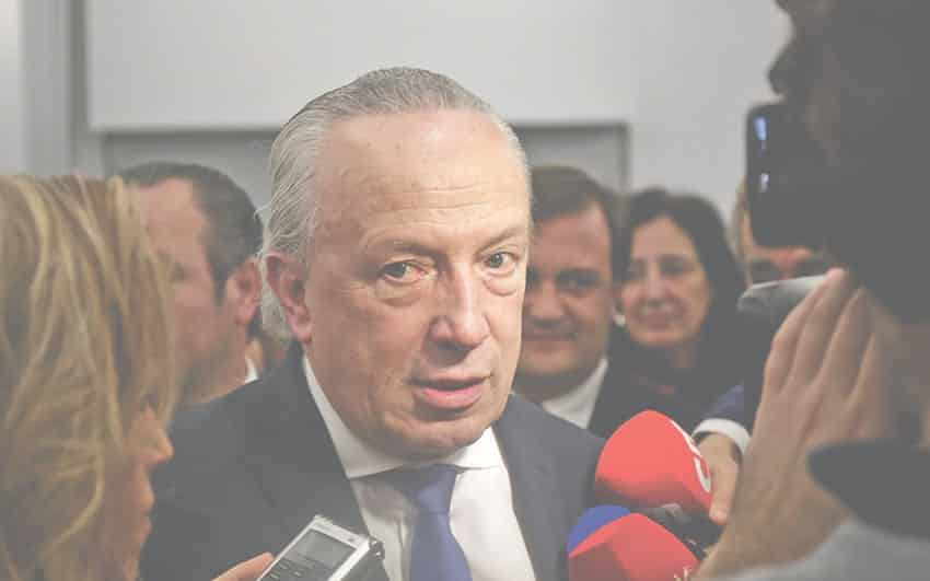 Santana Lopes recusa comentar crise no PSD mas quer centro-direita forte para coligações pós-eleitorais