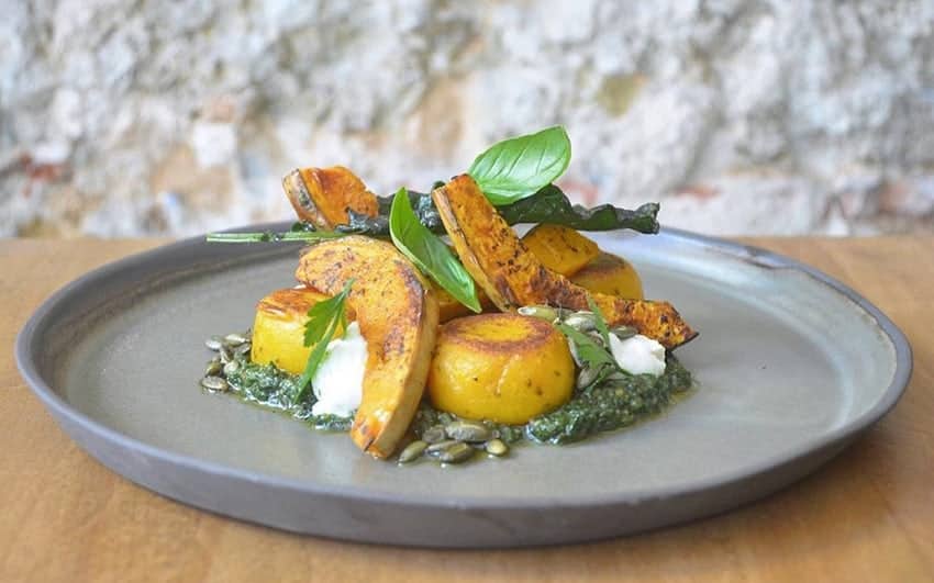 Cinco restaurantes vegan para experimentar em Lisboa e no Porto este fim de semana