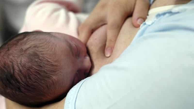 Portugal deve alargar a licença de maternidade a 100% até aos 6 meses?