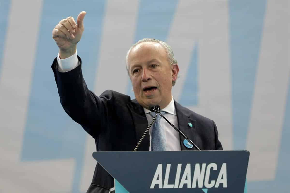 Santana acusa Governo de crime de lesa-pátria