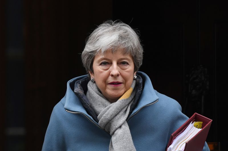 Brexit: May garante a Bruxelas que está a fazer "todos os esforços" para voto favorável no parlamento