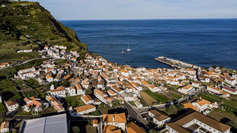 Proteção Civil dos Açores alerta para previsões de chuva forte nas Flores e Corvo