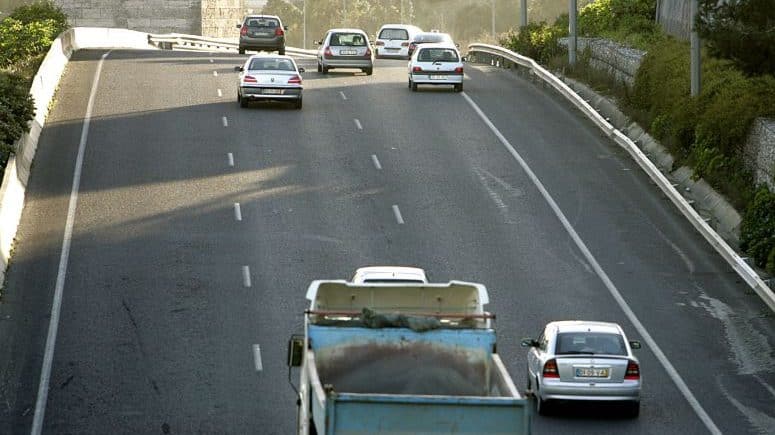 Lisboa: Acidente condiciona trânsito no Eixo Norte Sul