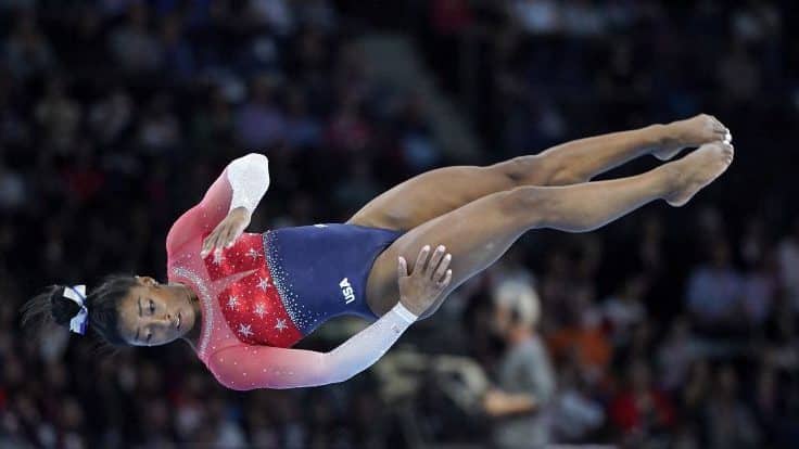 Simone Biles: a mulher com mais medalhas na ginástica surpreendeu com dois movimentos nunca antes vistos