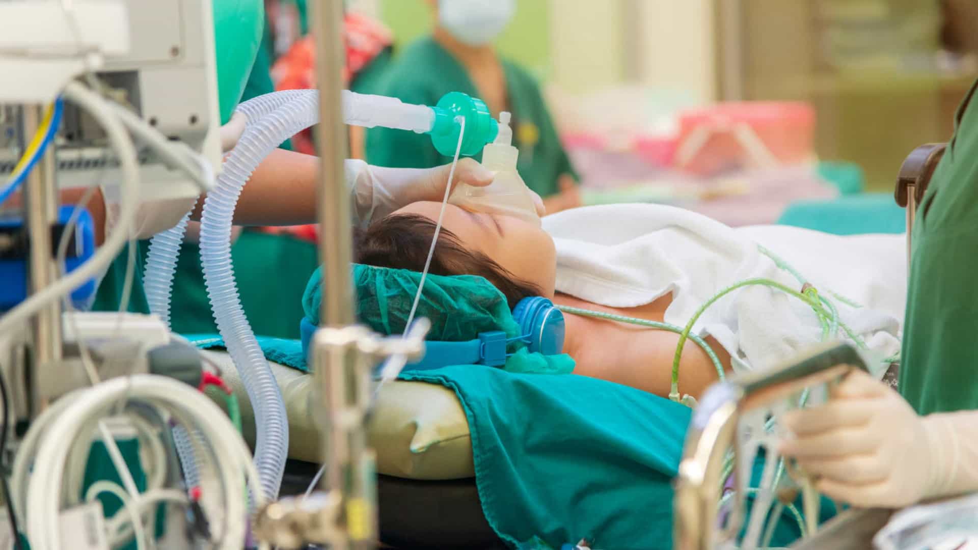 Hospital testou medicamento em 125 pacientes. "Maior parte" teve alta