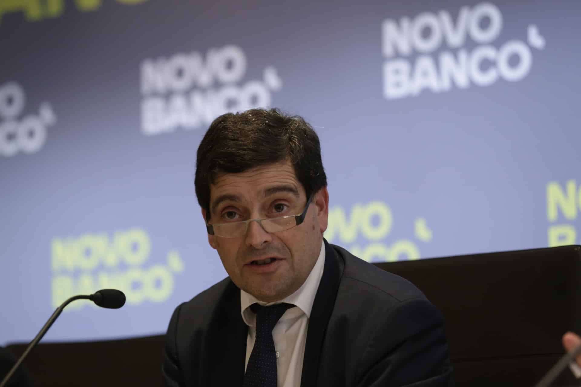 Novo Banco enviou aos deputados a auditoria da Deloitte expurgada de dados sigilosos