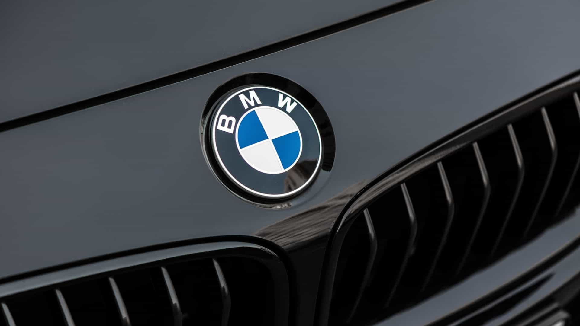 BMW prepara 'digressão' focada em carros elétricos e híbridos