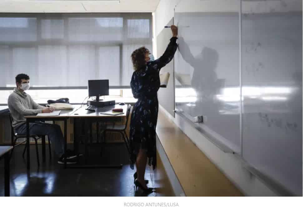 Covid-19: Cascais testa todo o pessoal docente e não docente das escolas