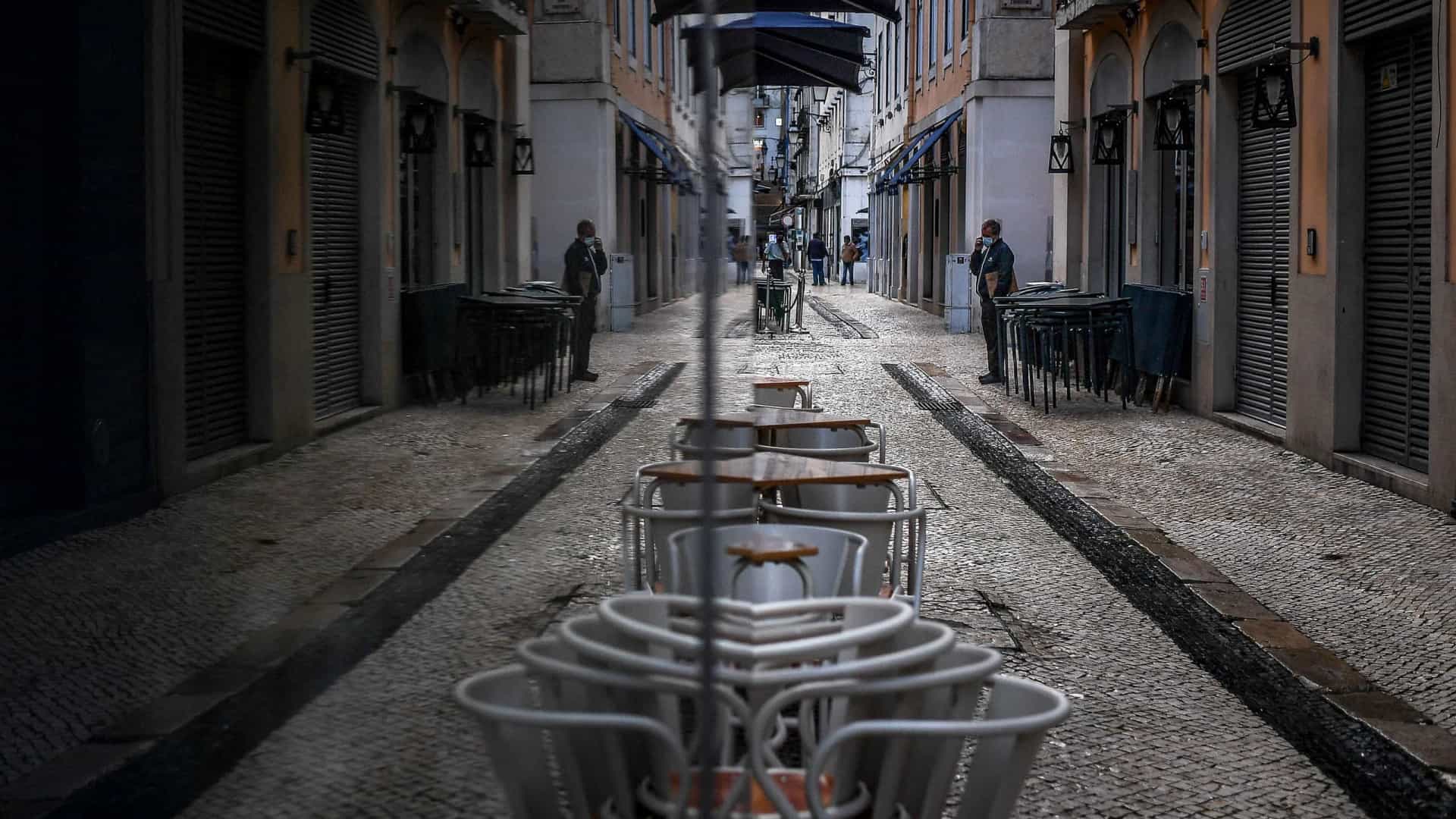 Medo do futuro tira o sono aos empresários da noite e há quem não resista