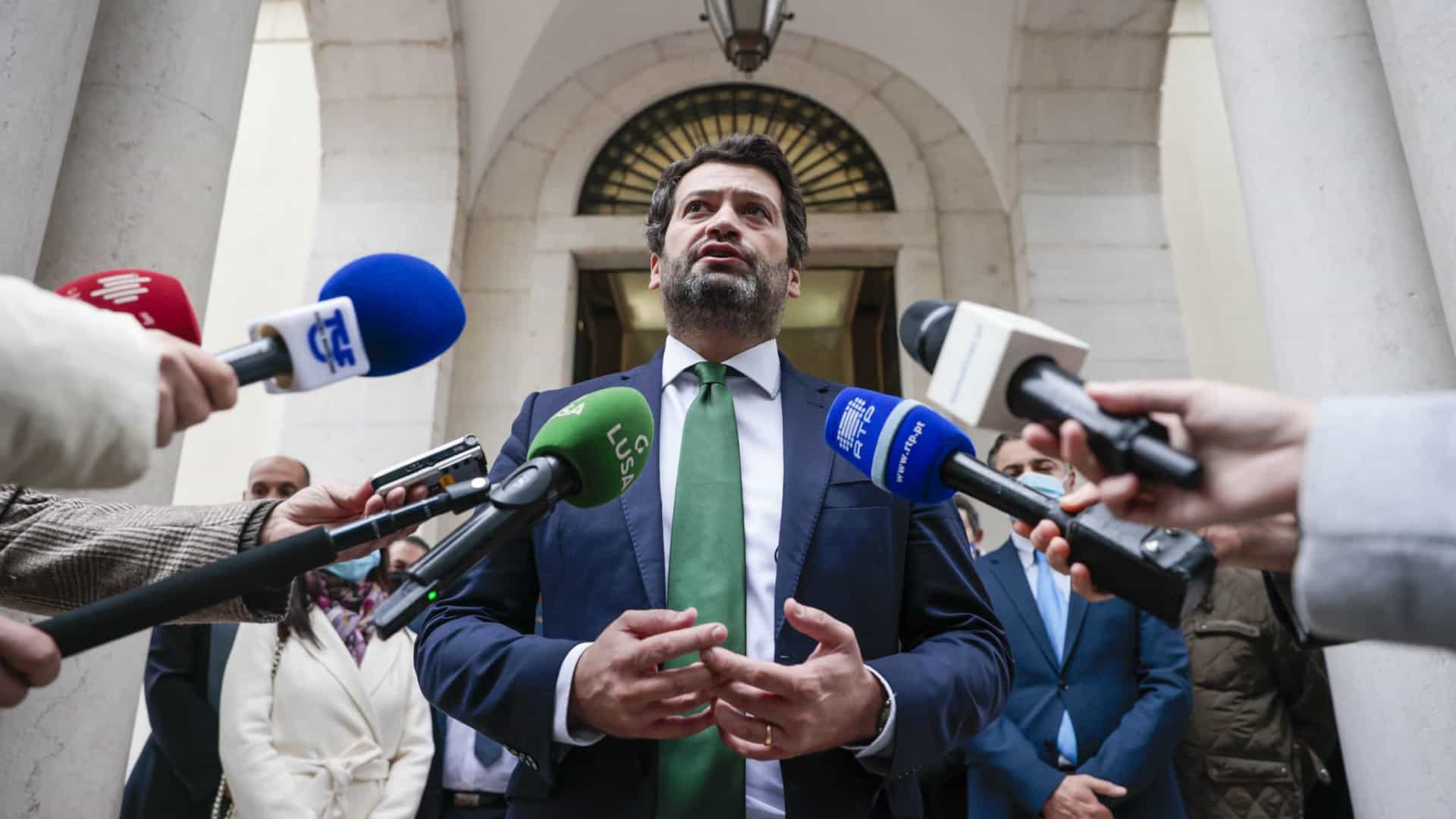 Parlamento volta a rejeitar substituição temporária do deputado Ventura