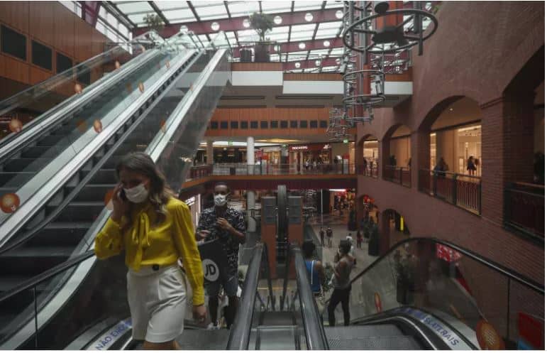 Como vai ser o desconfinamento? Conselho de Ministros reúne-se hoje para aprovar plano para o país